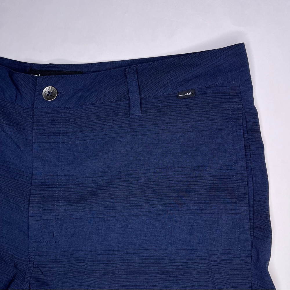 Travis Mathew Flat Front 9” Stretch Golf Shorts Dark‎ Blue Black Stripe Size 34